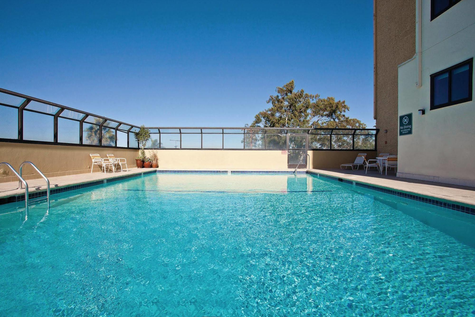 Готель La Quinta By Wyndham Lax Лос-Анджелес Екстер'єр фото